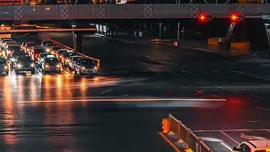 8K延时大气城市晚高峰期夜景车流视频的预览图